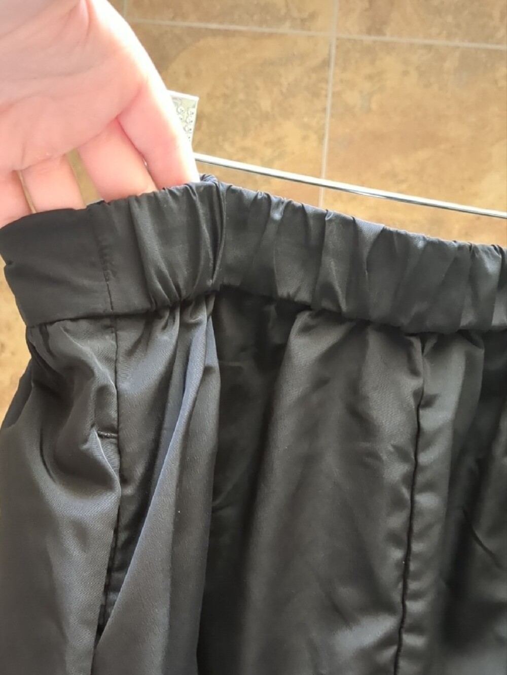NWOT High-Waisted Black Taffeta Midi Skirt - Picture 6 of 7